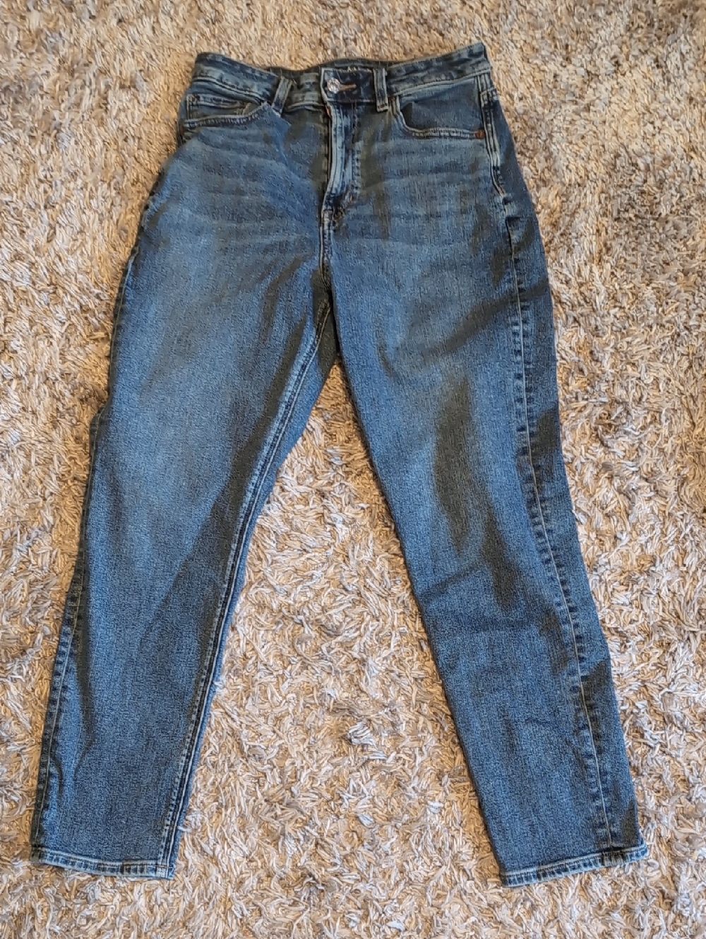 American Eagle Mom Jean 6 Regular Medium Wash